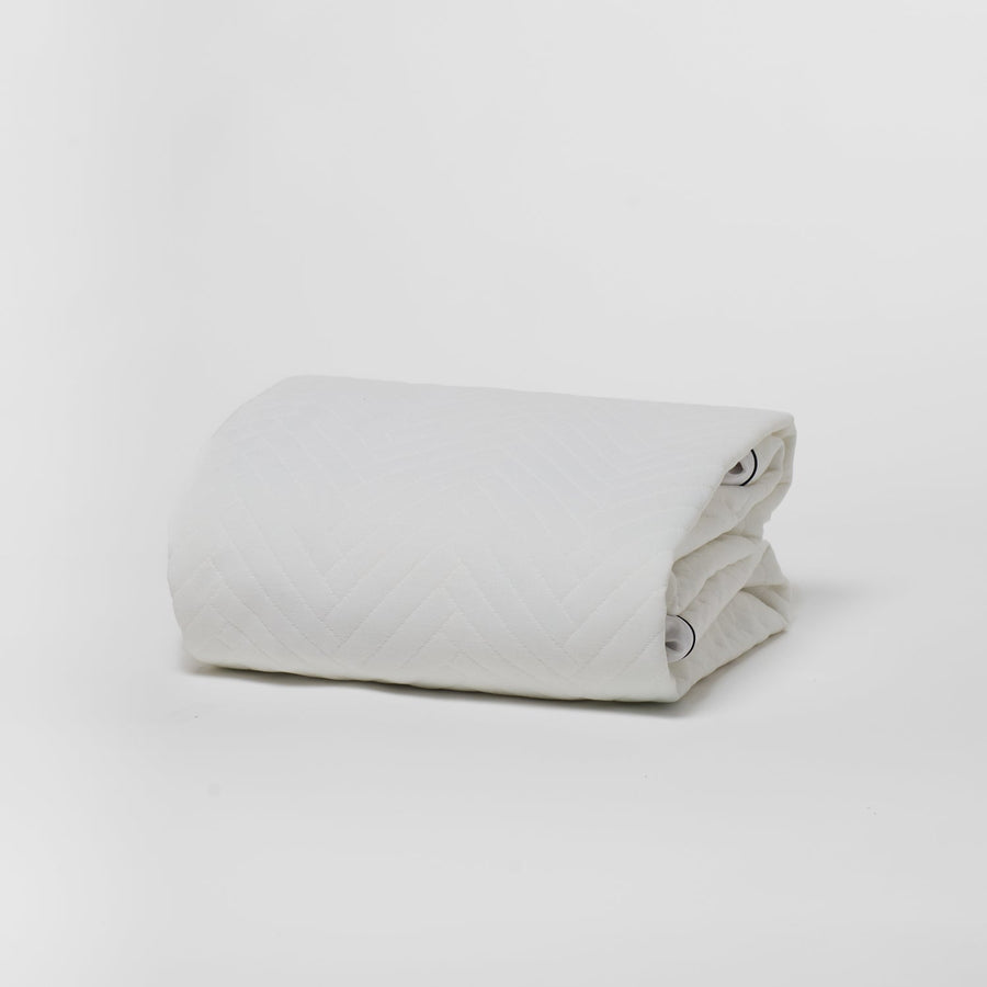 DreamFit DreamCool Waterproof Mattress Protector product image