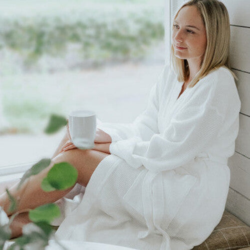 Cariloha Women’s Bamboo Waffle Knit Robe