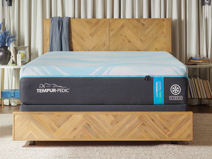 TEMPUR-LuxeBreeze Medium Hybrid & Ergo ProSmart Adjustable Bed Set